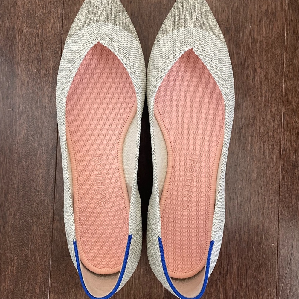 ROTHYS the point diamond. Size 7 Never worn.